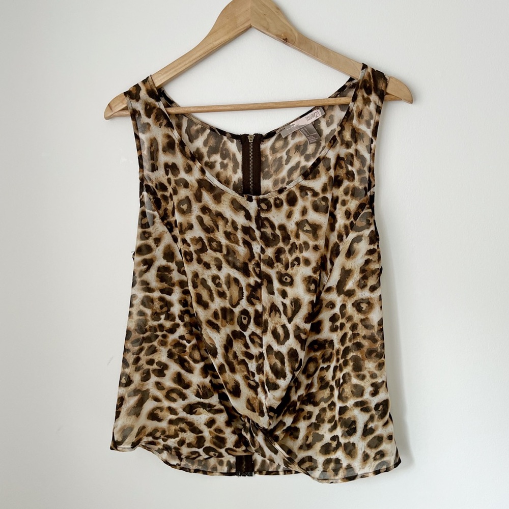 4/$30 F21 | Twist Front, Zip Back Leopard Tank